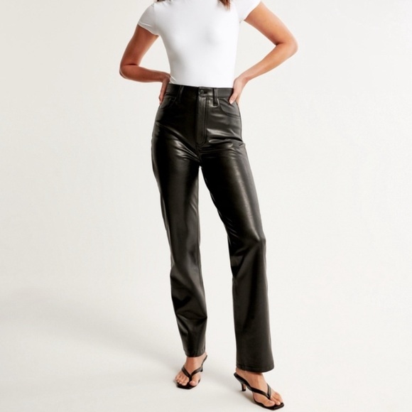 NWT Abercrombie & Fitch CURVE LOVE 90’s Straight Ultra High Rise Faux Leather 12 - Picture 1 of 8